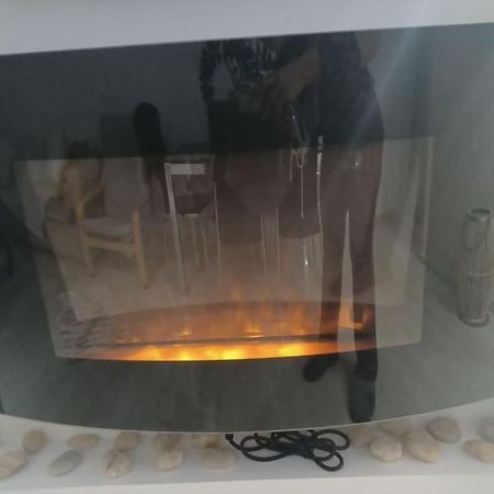 Cozy Renovated Apartment أثينا المظهر الخارجي الصورة