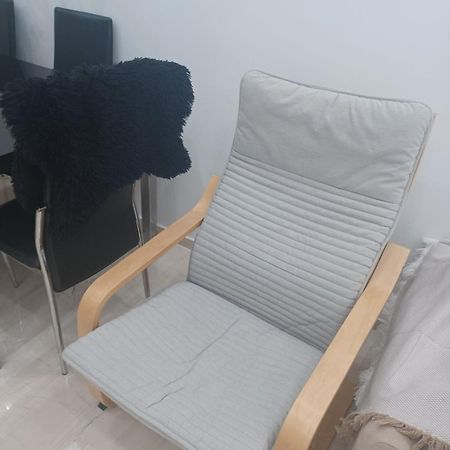Cozy Renovated Apartment أثينا الغرفة الصورة